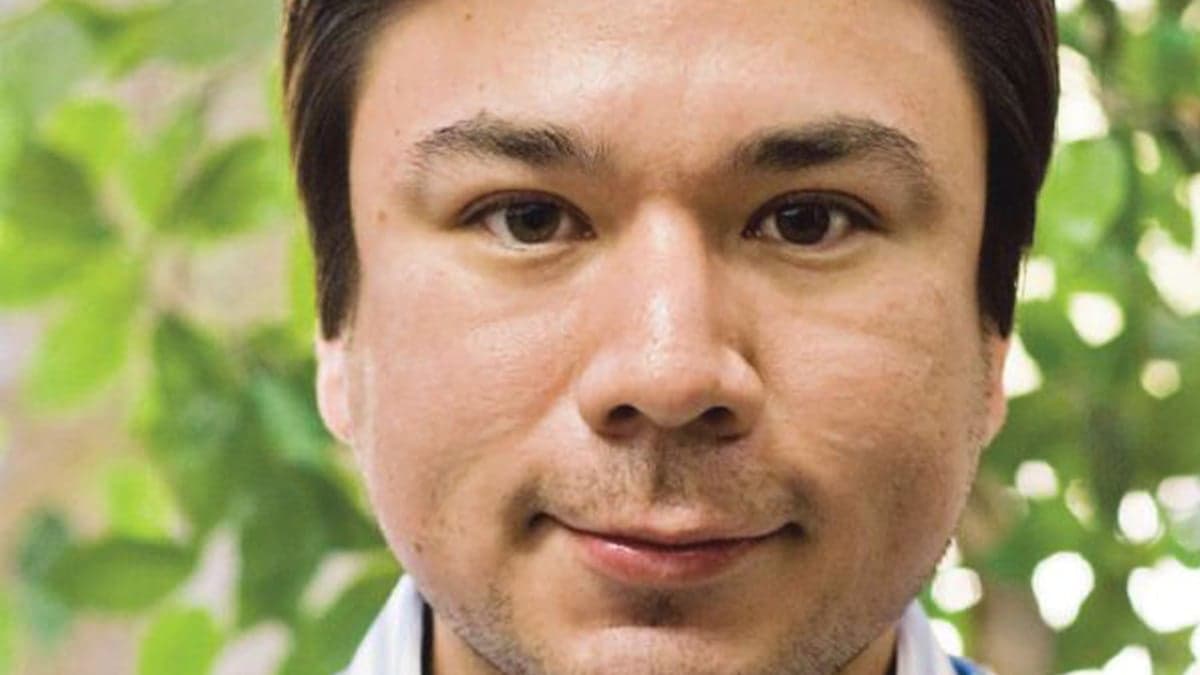 Tips for using social media in your job search