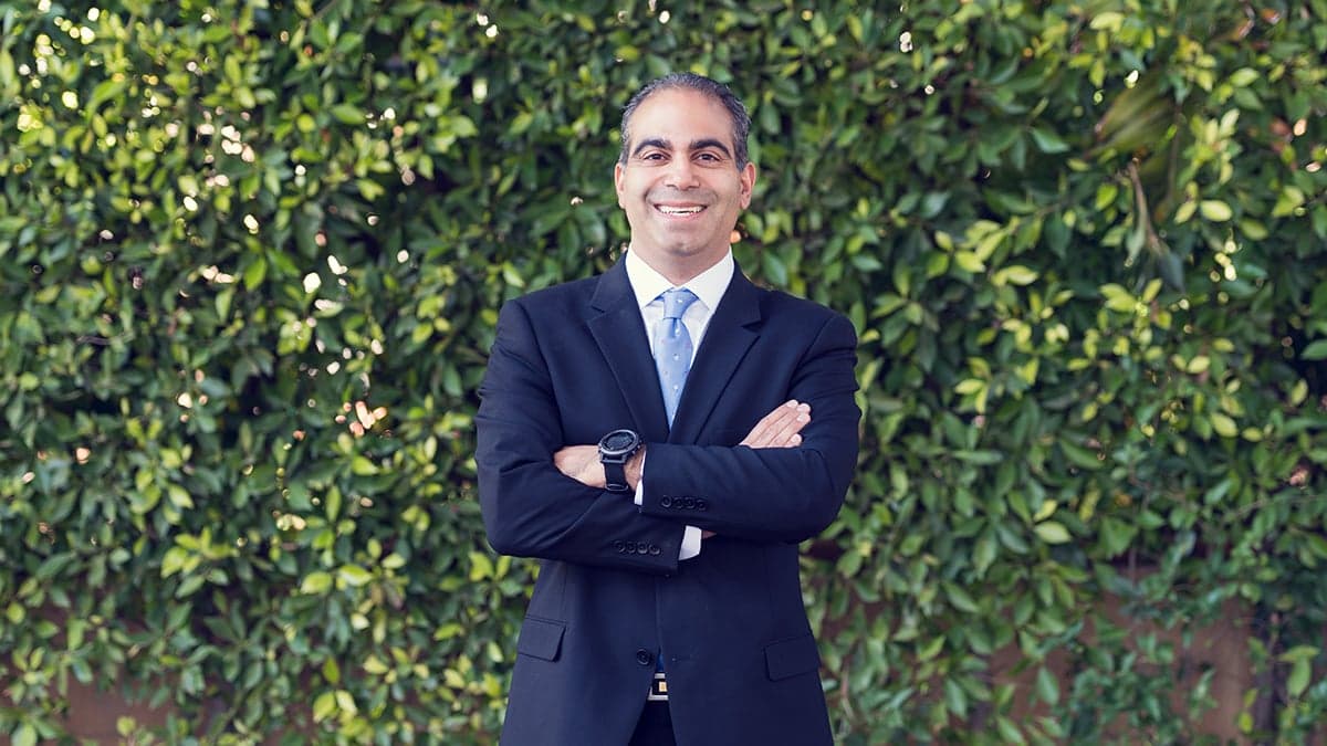 There is no "I" in "team"—or job search. Enlist the help of others in your physician job search for a smoother process and a better outcome.