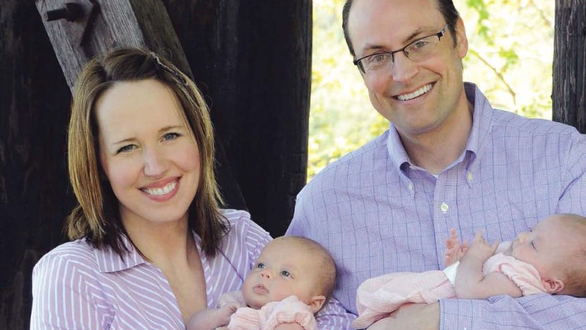 How your spouse can help with your physician job search